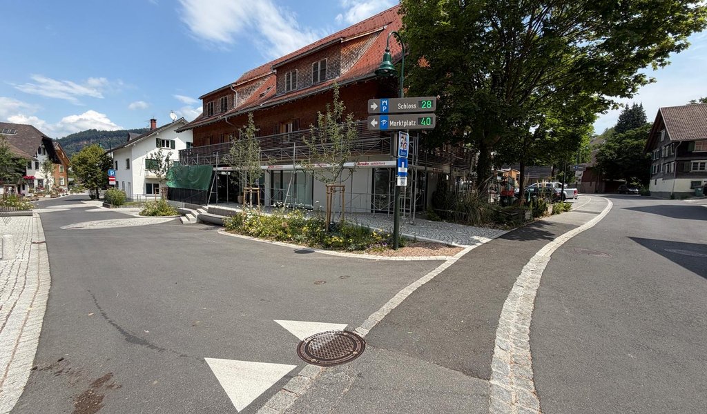 Schöne und geräumige 4-Zimmerwohnung mit Balkon im Herzen von Wolfurt