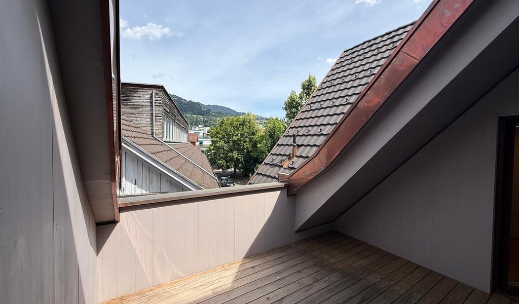 Einzigartige zweistöckige 4-Zimmer-Dachgeschosswohnung zu vermieten!