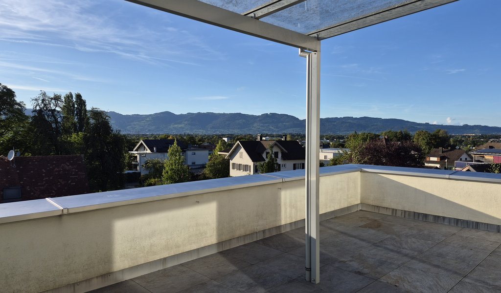 Zentral gelegene 2-Zimmer Dachgeschosswohnung mit großer Terrasse in Götzis - direkt am Garnmarkt