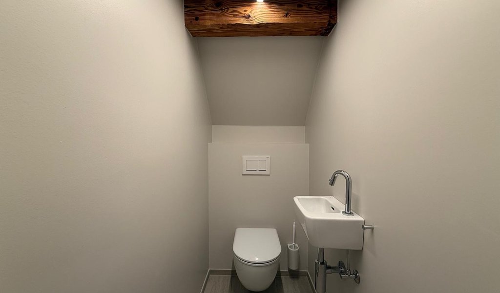 Einzigartige zweistöckige 4-Zimmer-Dachgeschosswohnung zu vermieten!
