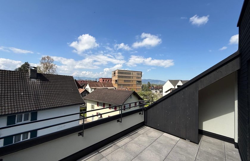 Besondere 4-Dachgeschosswohnung Top 13 - Zentrale Lage in Hohenems