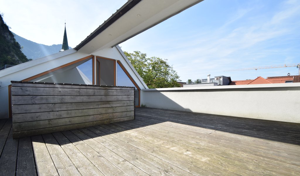 Genießen Sie urbanes Wohnen in Hohenems – schöne 2,5-Zimmer-Wohnung mit traumhafter Dachterrasse sucht neuen Mieter!