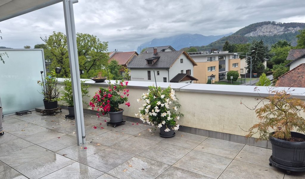 Zentral gelegene 2-Zimmer Dachgeschosswohnung mit großer Terrasse in Götzis - direkt am Garnmarkt