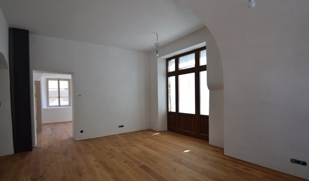Rathaus Quartier  - Attraktive Verkaufs- Diestleistungsfläche Top 2