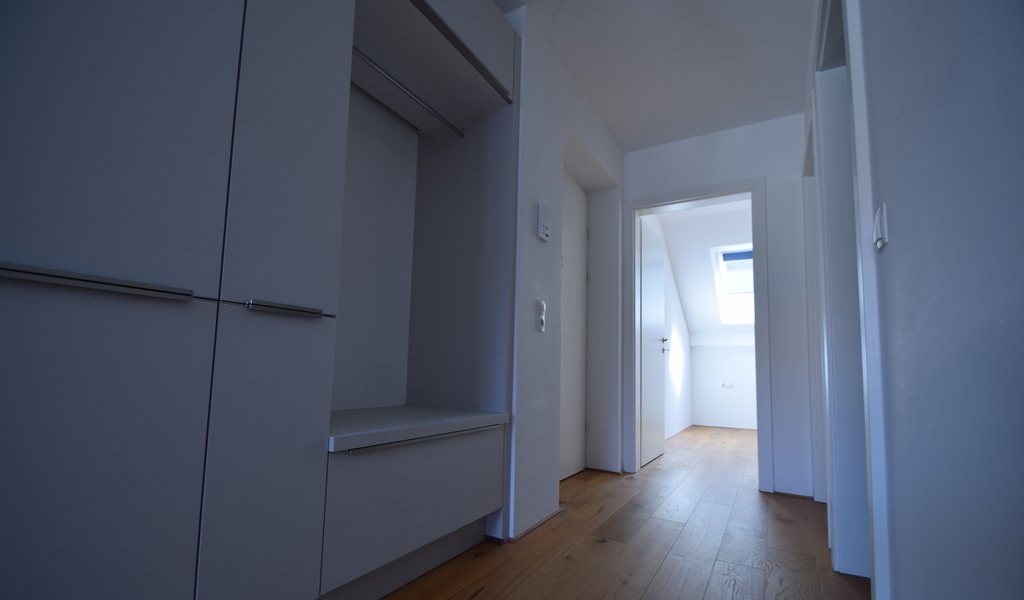 Genießen Sie urbanes Wohnen in Hohenems – schöne 2,5-Zimmer-Wohnung mit traumhafter Dachterrasse sucht neuen Mieter!